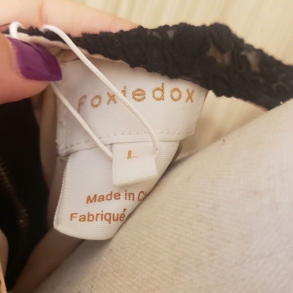 Foxiedox Asha Black Lace Dress NWT - Picture 7 of 8